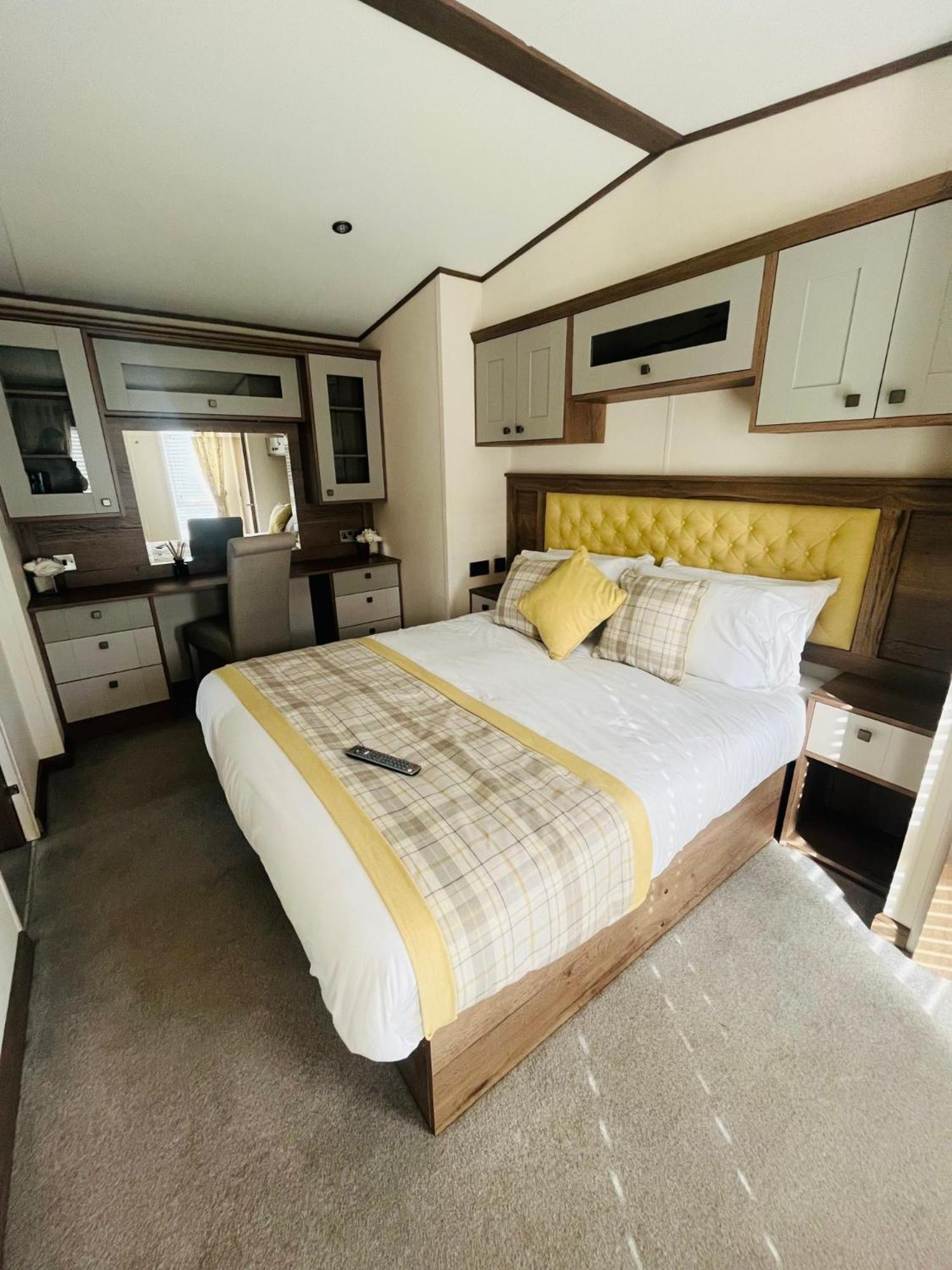 Lakeside Escape With Hot Tub Lodge York
